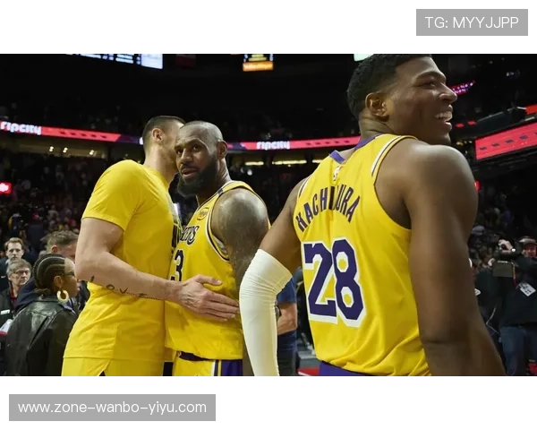 湖人连胜势头强劲詹姆斯带队挑战季后赛关键战